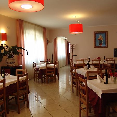 Hotel Mistef Falerna Kültér fotó