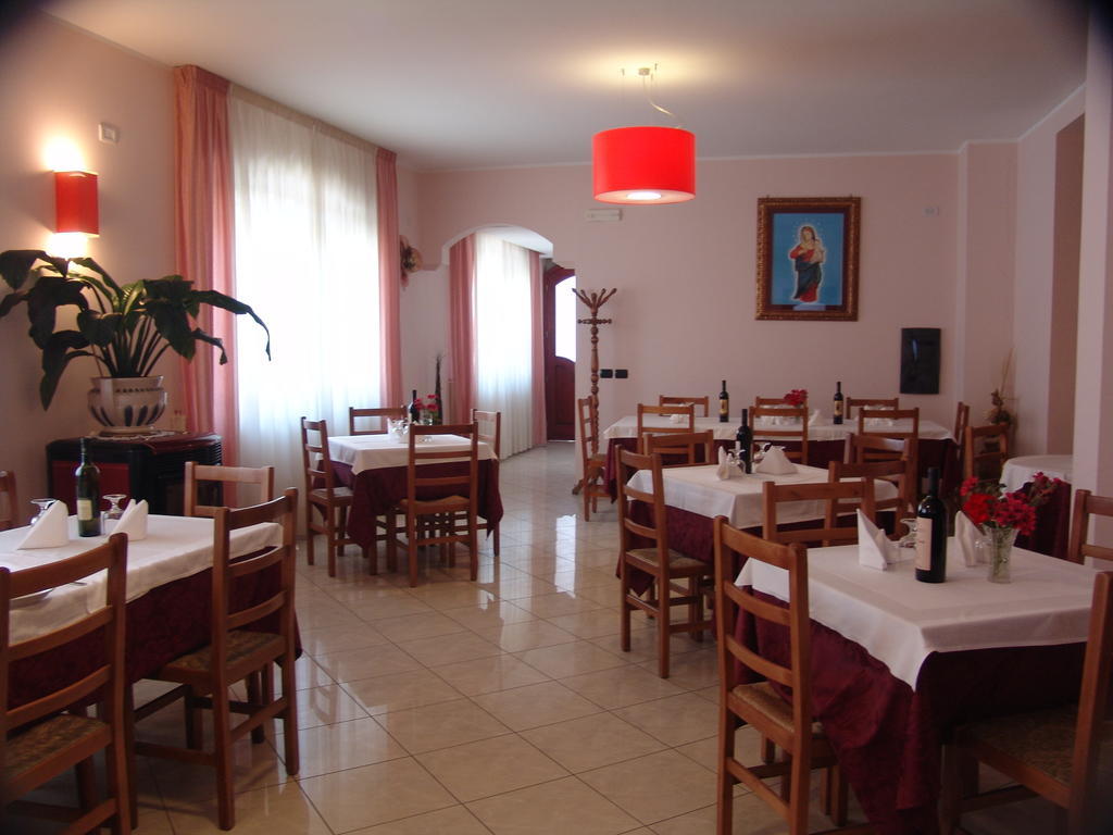 Hotel Mistef Falerna Kültér fotó