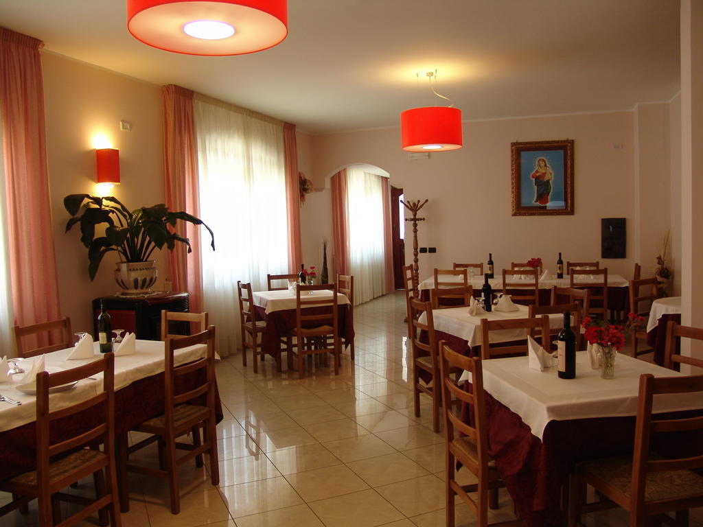 Hotel Mistef Falerna Kültér fotó