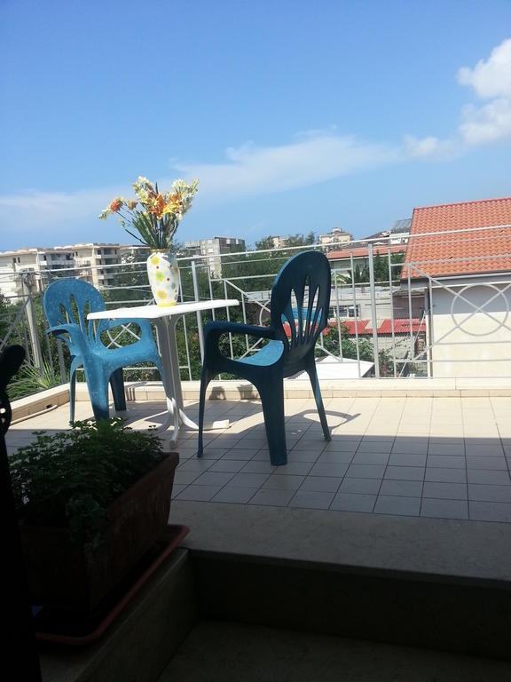 Hotel Mistef Falerna Szoba fotó