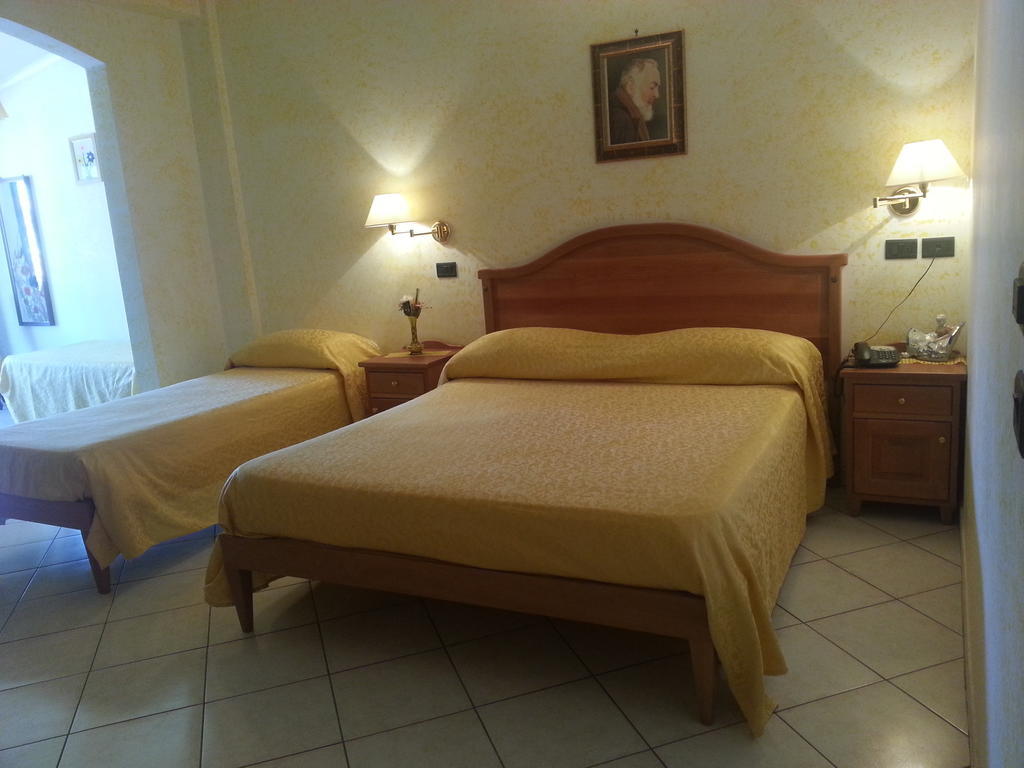 Hotel Mistef Falerna Kültér fotó