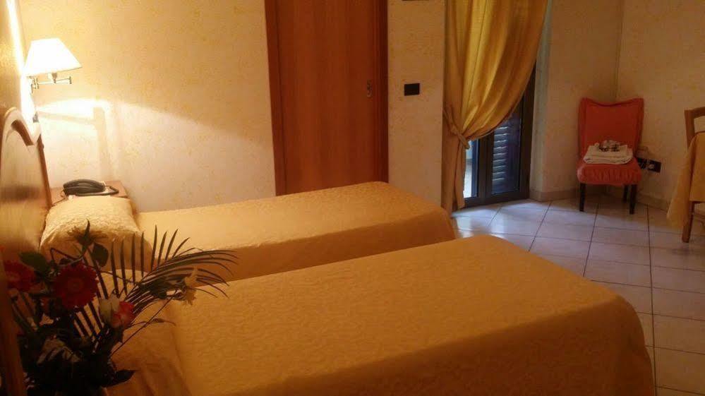 Hotel Mistef Falerna Kültér fotó